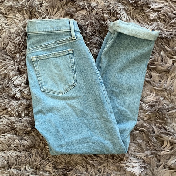 Loft Super Soft Girlfriend Jean Light Wash Current Style Size 0 / 25 Sold Out 🌺 - Picture 5 of 7